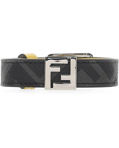 bracciale fendi ciondolo prezzo|Bracciali Fendi in Altro Nero .